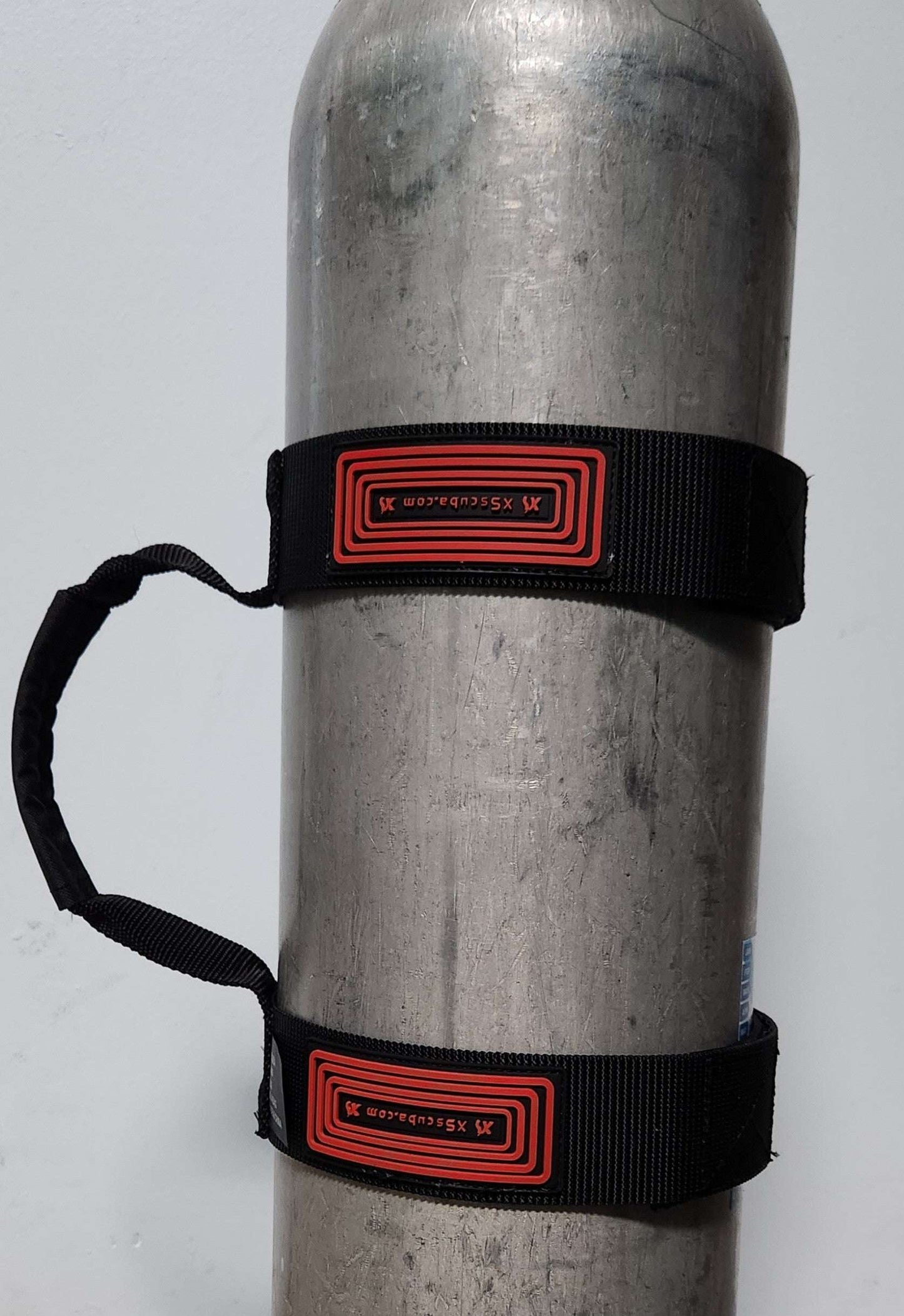 XS Scuba Standard tank carrier with hook and loop bands for 7.25" scuba tanks.