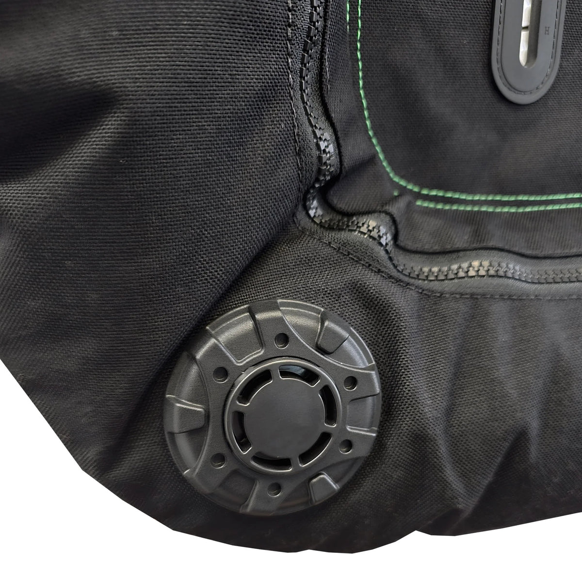 XS Scuba Highland 45 lb Twin Wing