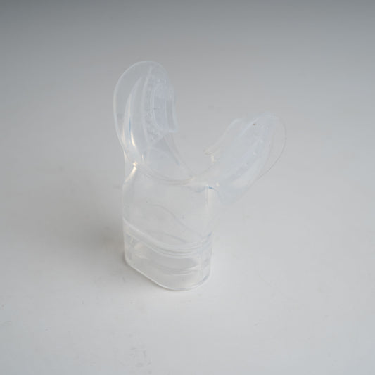 Akona Angled Snorkel Mouthpiece - Clear Silicone